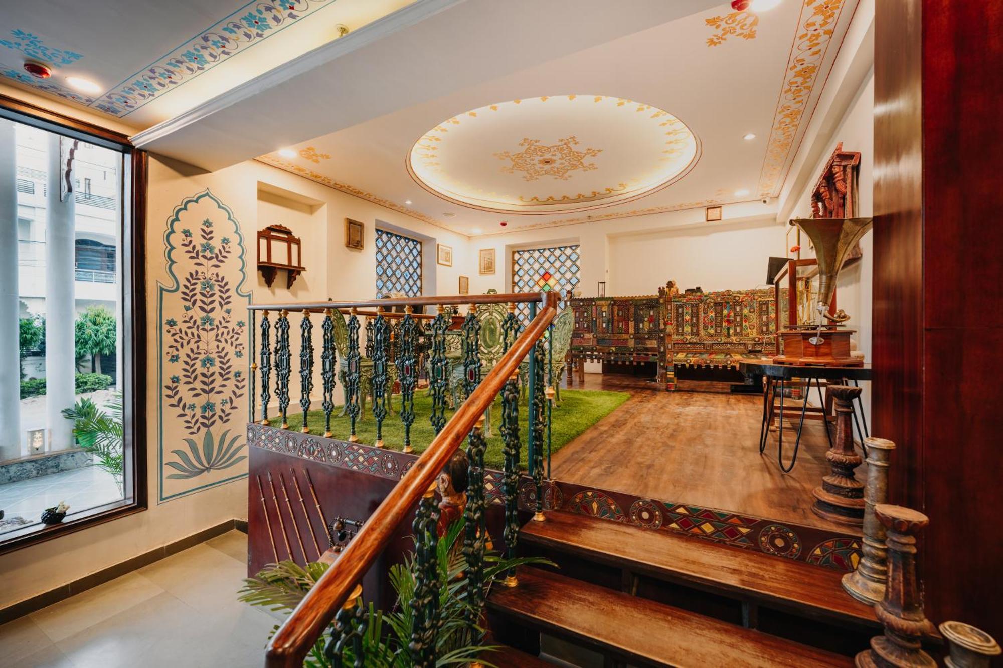 The Chronicles - Near The Lake Pichola อุเดเปอร์ ภายนอก รูปภาพ